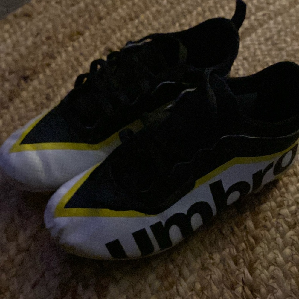 Umbro cleats